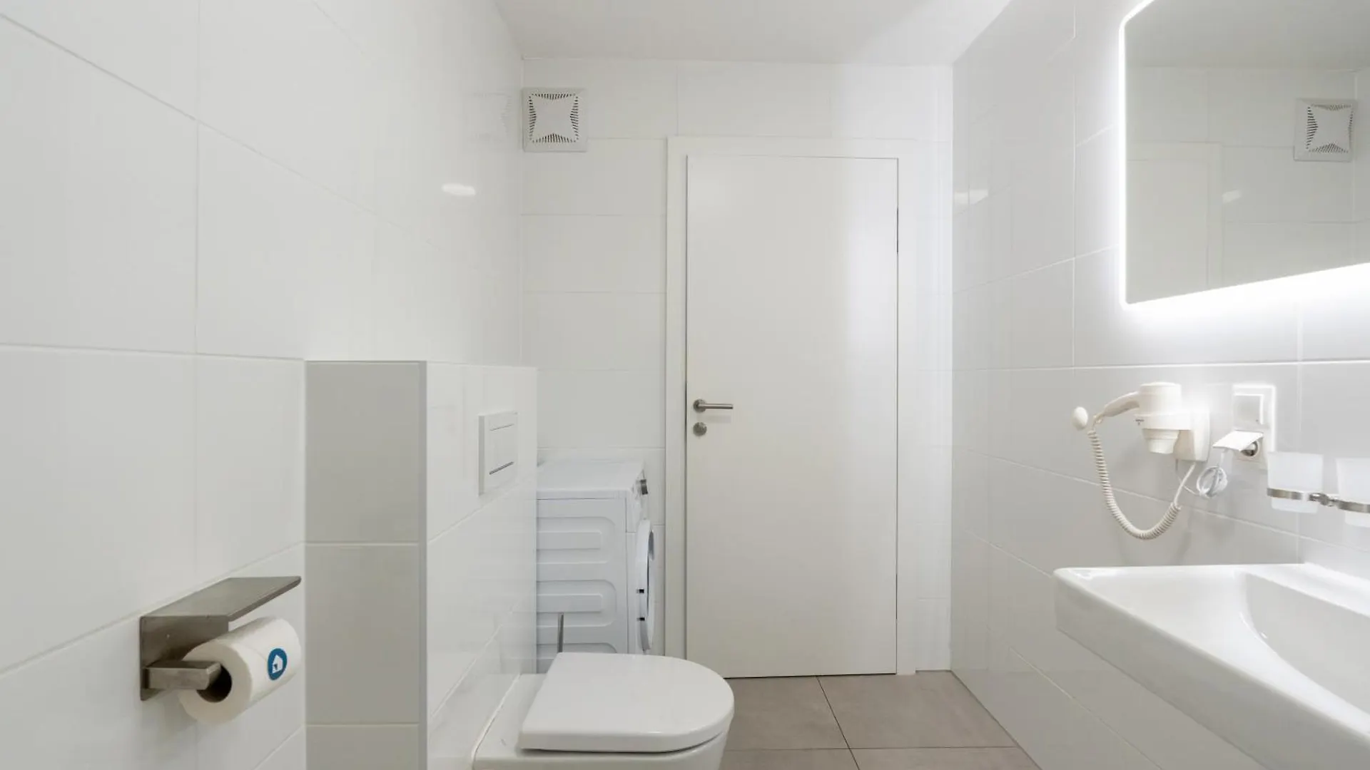 Vienna Stay Apartments Schoenbrunn 0*,  Áustria
