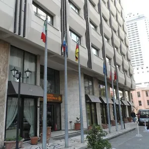 https://yumukoglu-izmir-35210.aegeanhotels.net