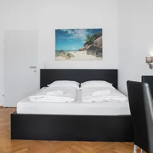  Apartment Superb 7br Shared Apartment- Near Hauptbahnhof