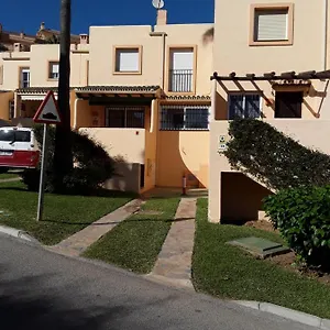 resort-marina-del-sol-by-adoorable350-mtrs-playa-piscinas.es-andalucia.com/