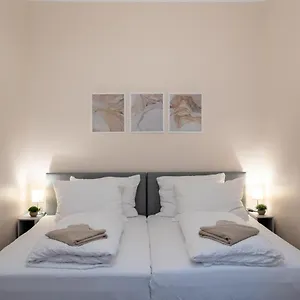 דירה Charming Near Prater, וינה