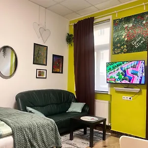  Apartment Centrally And