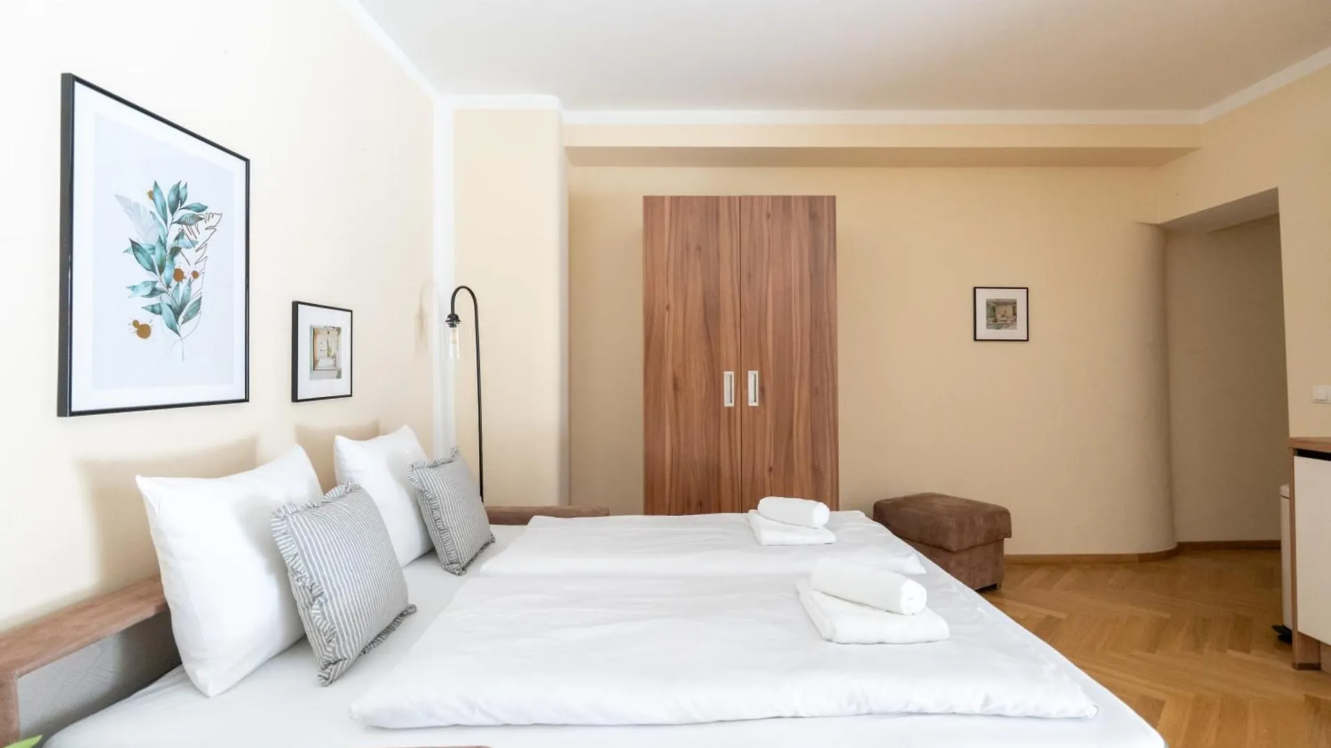 Vienna Stay Apartments Schoenbrunn 0*,  Austria